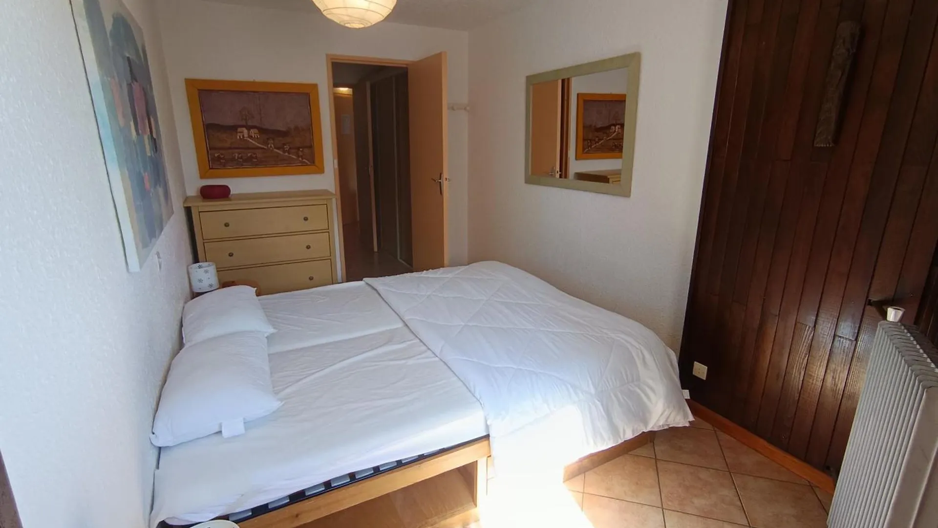 Appartement Confortable 2* Pour 6 Pers, Pres Des Pistes A Montgenevre - Fr-1-445-54 0*,  France